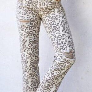 NWT Style Rack Animal Print Distressed Ankle Jeans Size 26